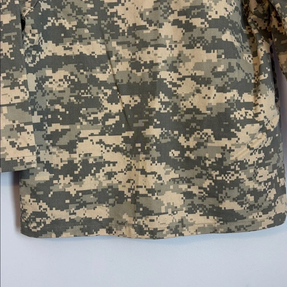 Rothco Jr. GI BDU Camo Button Shirt size M